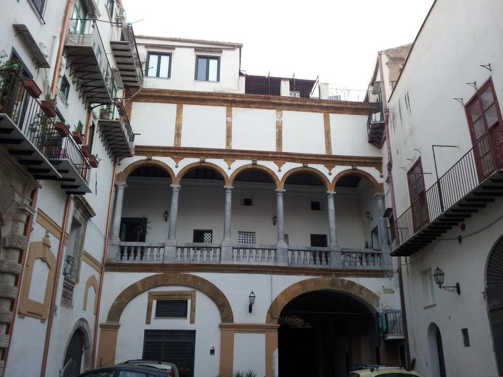 Casa Vacanze Flavia Palermo Bilik gambar